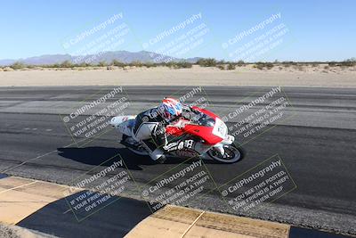 media/Dec-01-2025-Moto Forza (Mon) [[2daa91e15f]]/3-Beginner Group/Session 4 (Turn 10 Inside)/